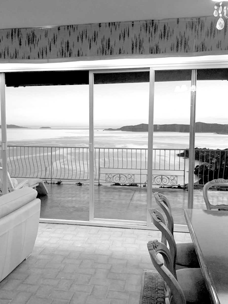 Villa Paradise — Pendant